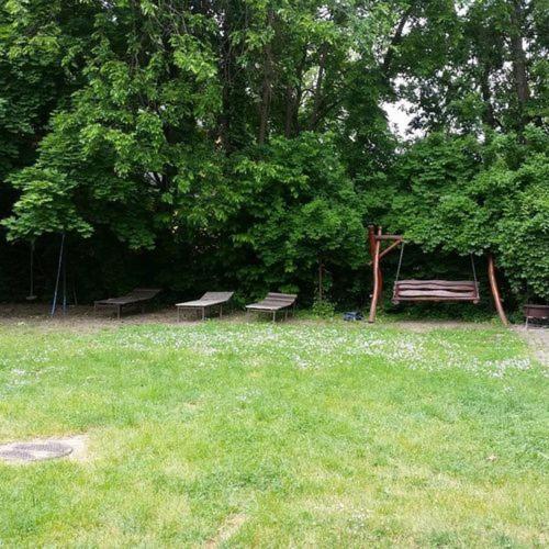 Kid Familia Panzio Balatonszarszo Bed & Breakfast Exterior photo