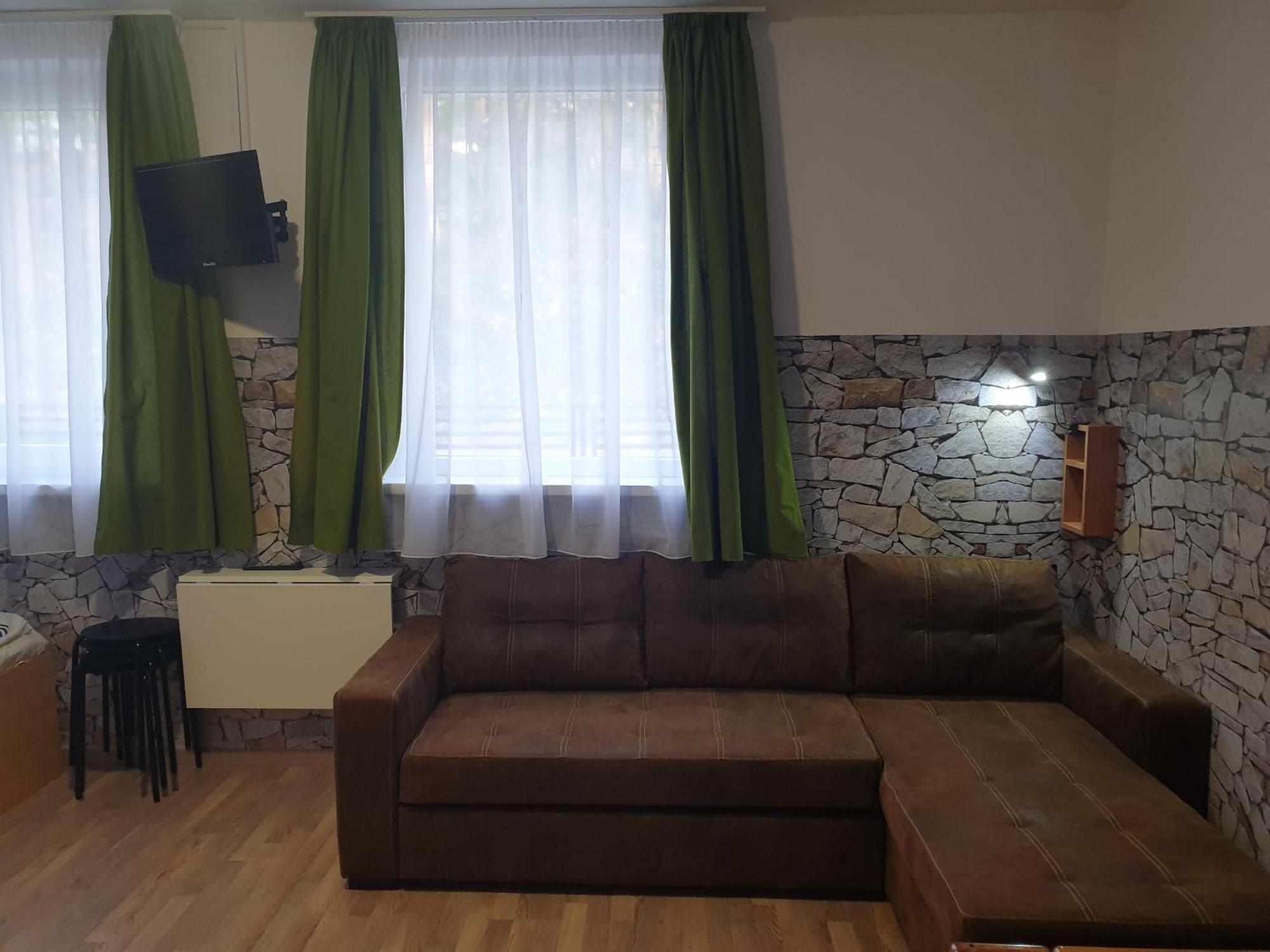 Kid Familia Panzio Balatonszarszo Bed & Breakfast Exterior photo